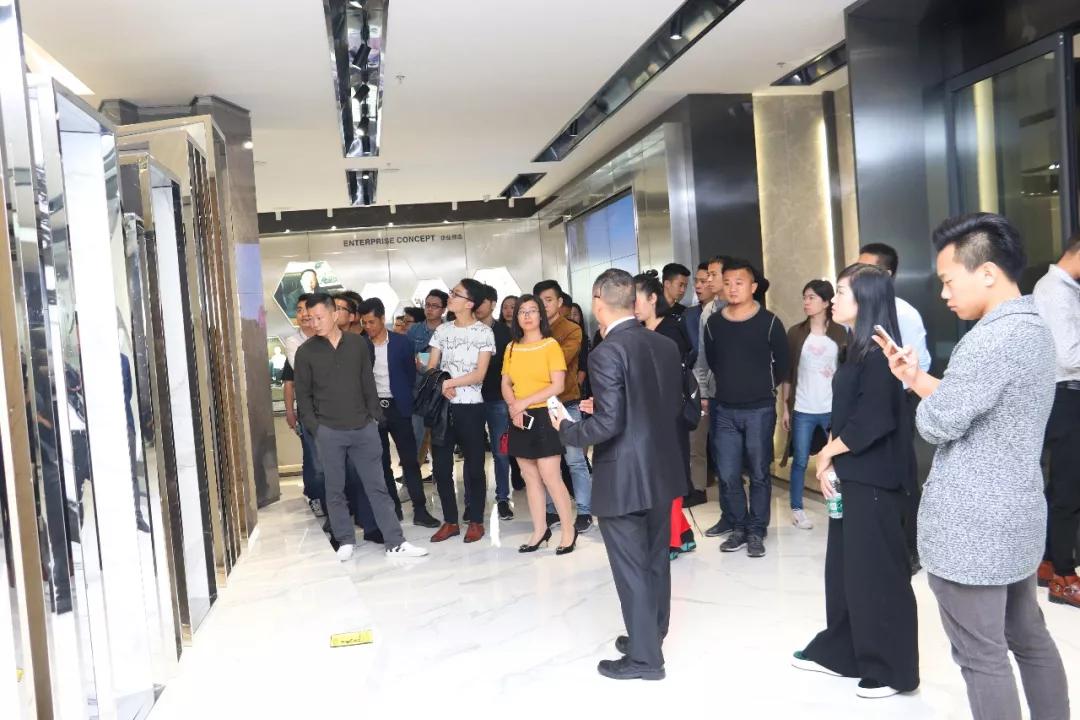 煥然一新的展廳引人駐足.jpg