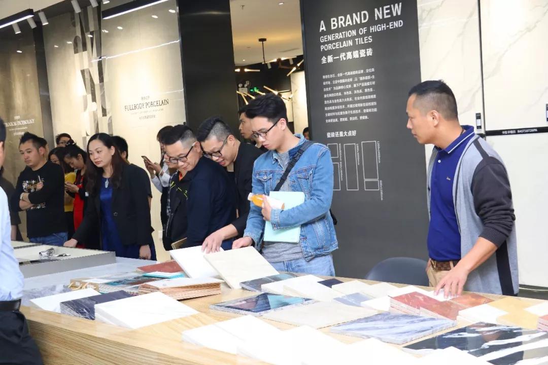 設計師參觀博德總部展廳3.jpg